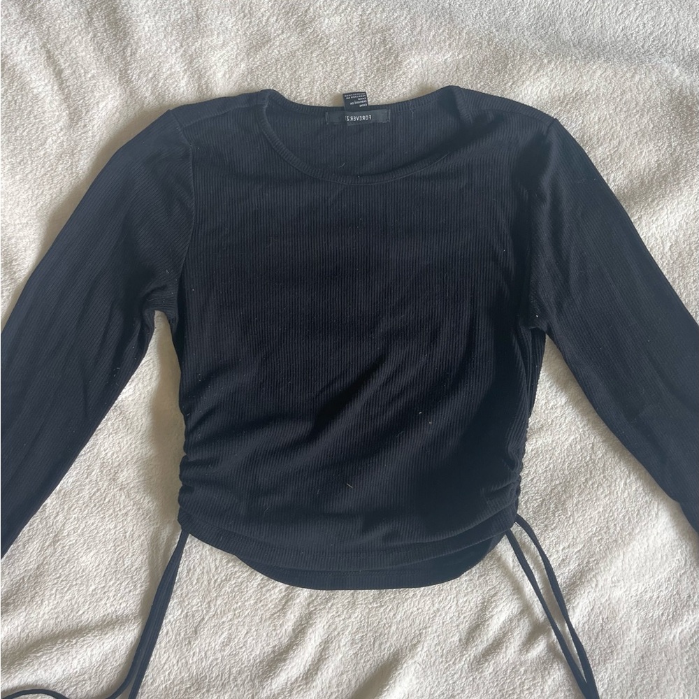 Forever 21 Black Long Sleeve Crop with ties on the side🩷